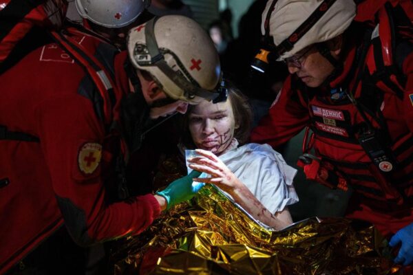 Russian strikes kill one, wound two dozen in Ukraine